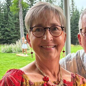 Meet your Posher, Sandra